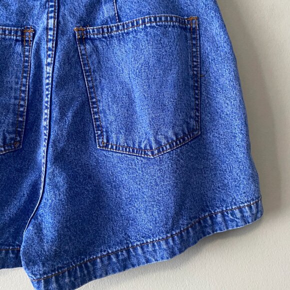 Vintage High Waisted Pleated Blue Denim Retro Shorts Cotton Made in Hong Kong - Picture 8 of 11